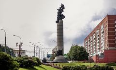 Памятник  "Беларусь Партизанская"